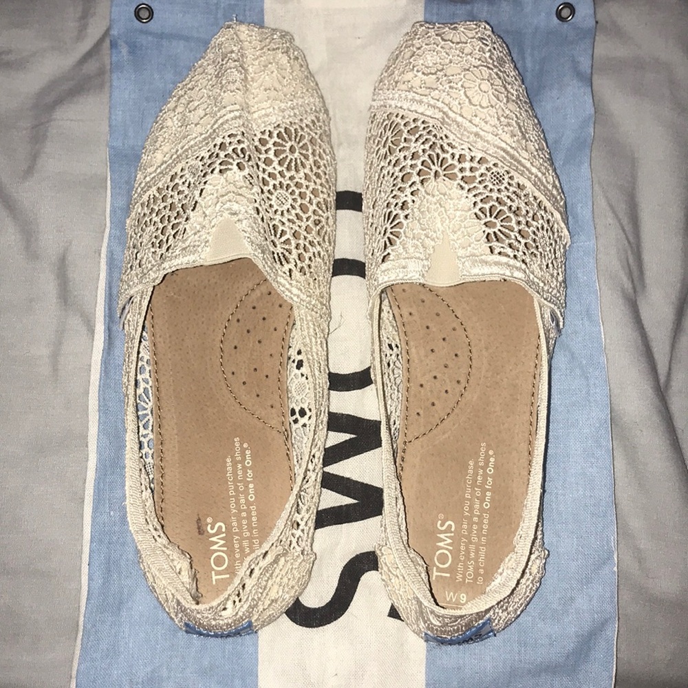 Toms slippers brand new